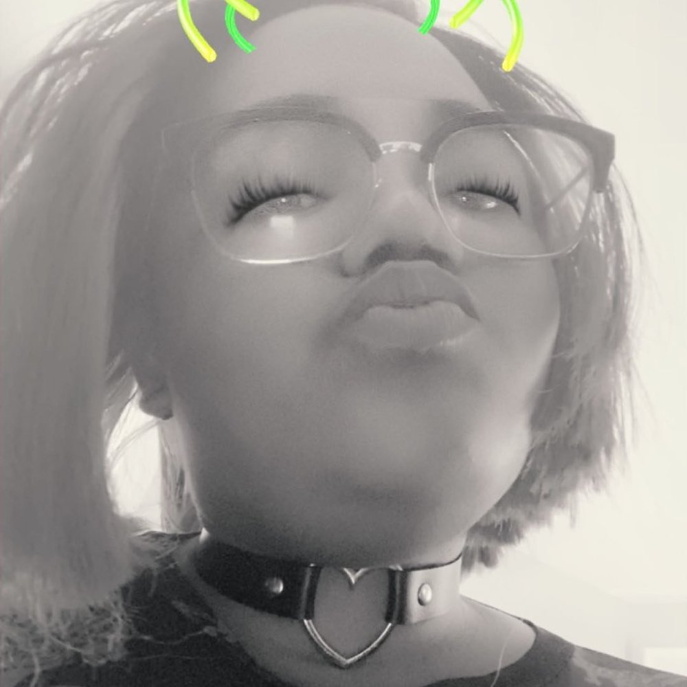Meet your Posher, Taeya